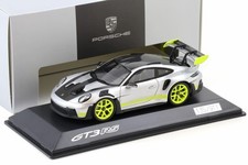 1:43 Spark Porsche 911 992 GT3
