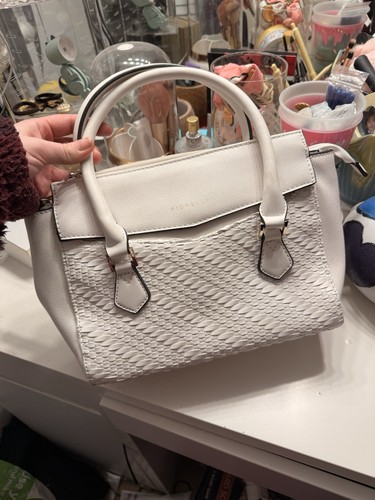Extremely rare fiorelli white - extremely,