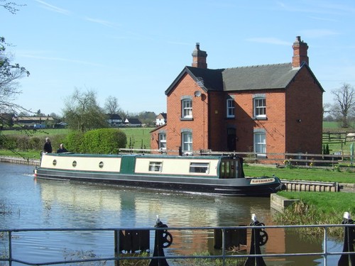 Photo 6x4 narrow boat - narrow,
