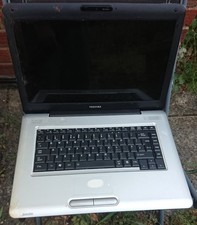 Toshiba Satellite L450d-128 Laptop - SPARES/ REPAIR OR SCRAP GOLD RECOVERY