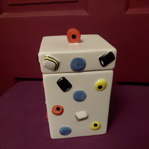 Retro liquorice allsorts - retro,