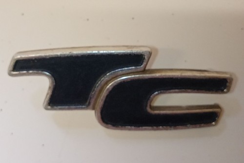 Morris marina badge - morris,