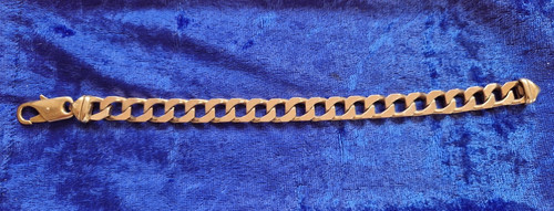 9ct gold chunky curb bracelet - 9ct,