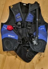 MARES  scuba BCD  with cressi scuba bag and m/l finns. 