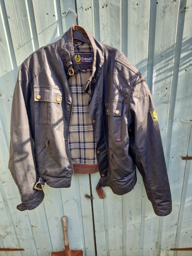 Motorbike belstaff wax jacket - belstaff,