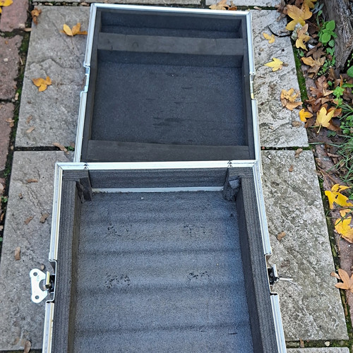 Black aluminium - x,