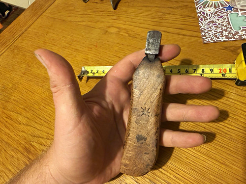 Blyde leatherworking tool - j,