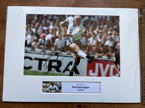 England paul gascoigne hand - england,