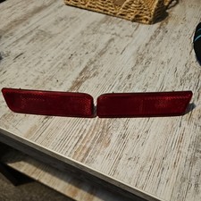 PAIR VAUXHALL VECTRA C REAR BUMPER REFLECTOR TRIM RH + LH 13106912 13106911