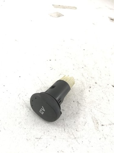 Rear 12v power outlet - 12v,