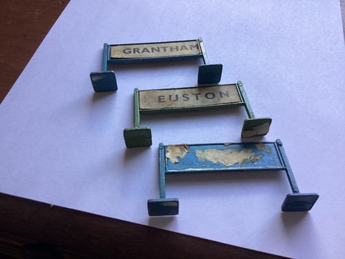 Gauge station ad boards - 3, x