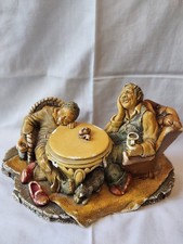 Sculpture figurine - sculpture,