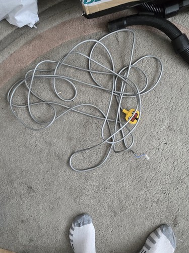 Dyson dc01 vacuum cleaner part - vacuum,