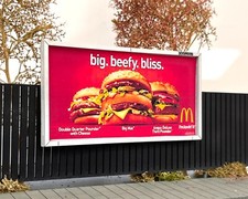 OO Gauge Billboard Advertisement - McD Burgers (5207)