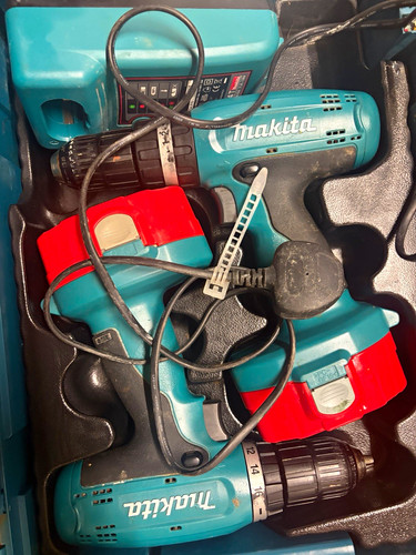 Makita 18v cordless drill set - 18v,