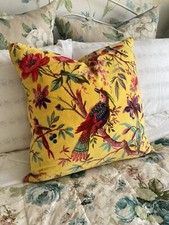 Yellow Velvet bird JAYPURI
