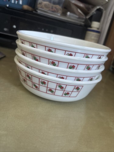 Vintage pyrex cereal bowls red - vintage,