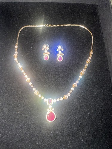 Premium set with ruby - set, stones