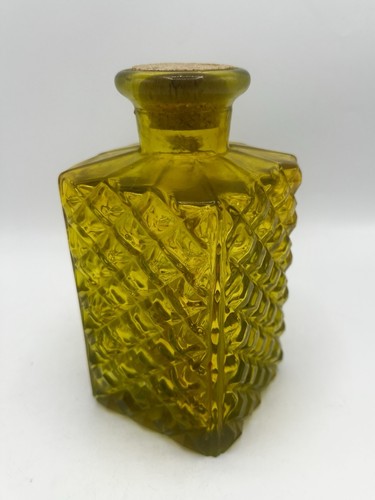Vintage bright yellow pressed - bright,