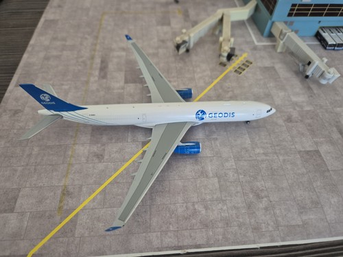 Wings 400 titan - wings, 1/400