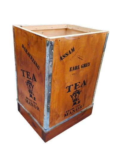 Pre owned wooden tea - tea, chest