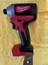Milwaukee 2850-20 M18