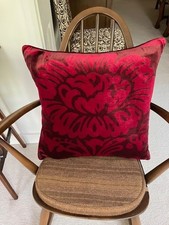 Laura Ashley Lorrie raspberry