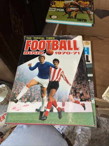 Football annuals various - 7x,