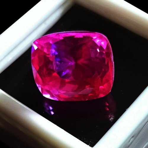 Pitambari sapphire cushion - sapphire, cut