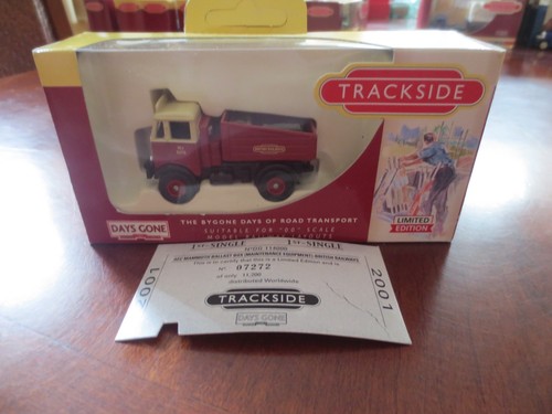 Lledo trackside aec mammoth - trackside,