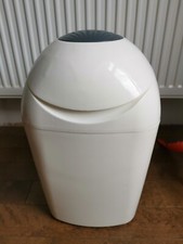 Tommee Tippee Sangenic Tec Nappy Disposal Tub - White With Two Brand New Disc