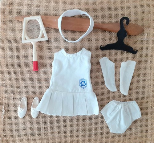 Vintage sindy dolls center - sindy,