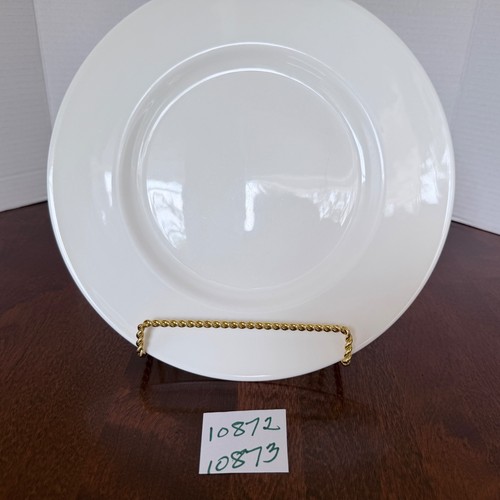 Wedgwood dinner plate - 2,