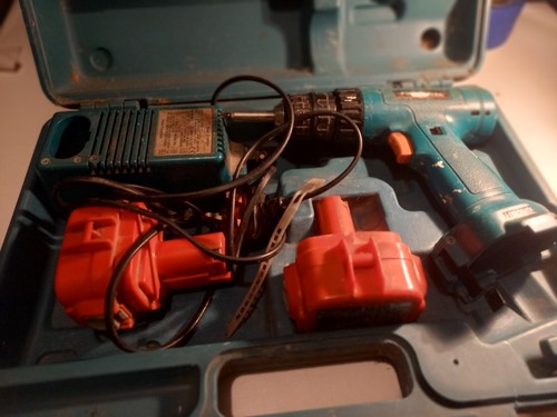 Makita volt drill - makita, 12
