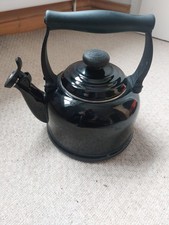 Le Creuset Kone Stove-Top Kettle Black 2.1 Litre Enamel