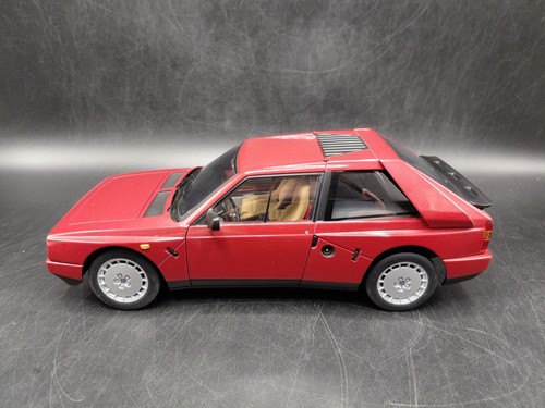 Lancia delta red - delta, s4