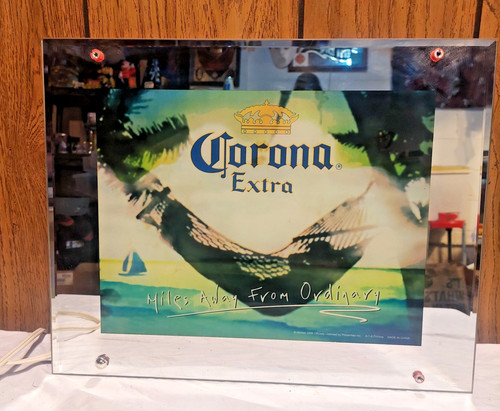 Corona extra mirror sign - extra, light