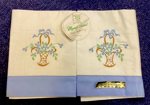 Pair vintage irish - of,