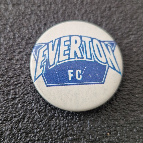 Vintage 1980s everton badge - vintage,