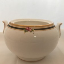 WEDGWOOD "Clio" 146