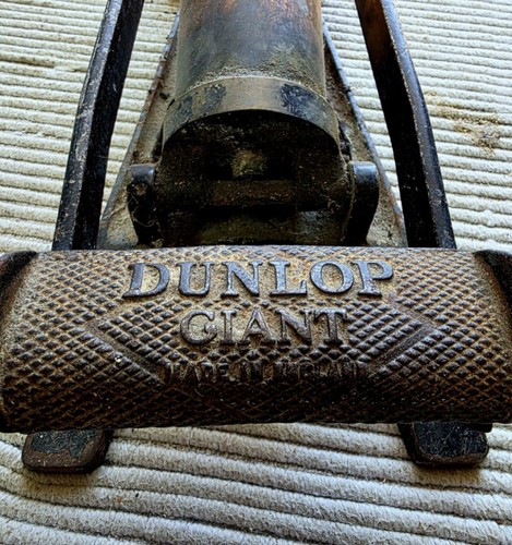 Dunlop vintage giant foot pump - vintage,
