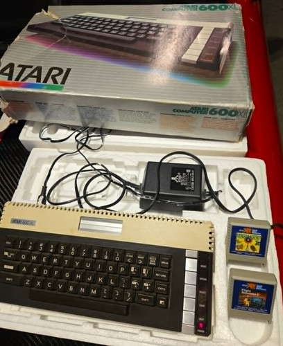 Atari 600xl computer - atari,
