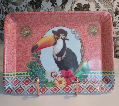 Toucan wearing hat jungle - hat,