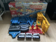Tomy Tomica World Road & Rail System 7423 Super Deluxe Set