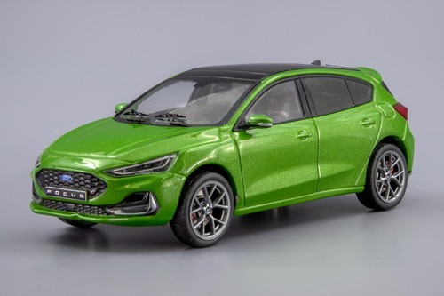 2022 ford focus metallic - 2022,
