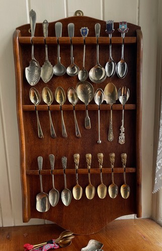 Vintage wooden display rack - wooden,