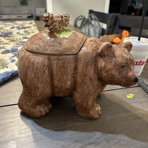 Cracker barrel decorative bear - barrel,