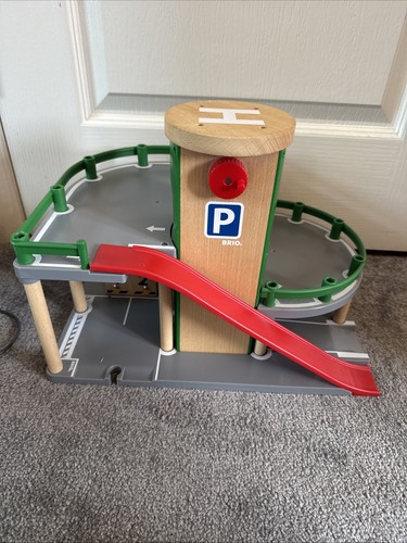 Brio parking garage - parking, (33204)