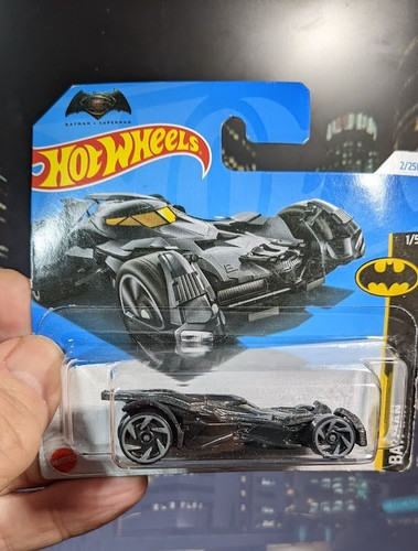 Batman batmobile hot wheels - batman,