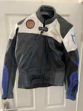 BRITISH MADE WOLF BLACK, BLUE